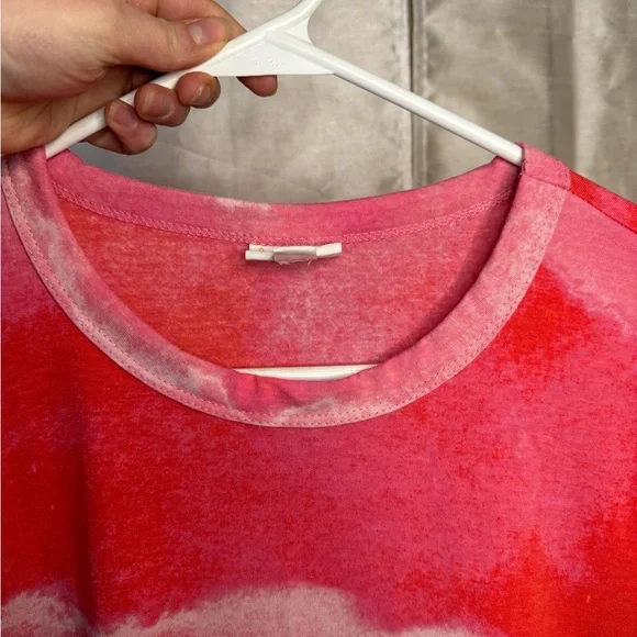 Lularoe Liv T-shirt - Picture 4 of 4